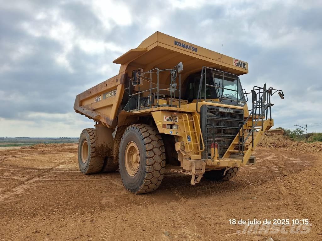 Komatsu HD605-7EO 刚性自卸车