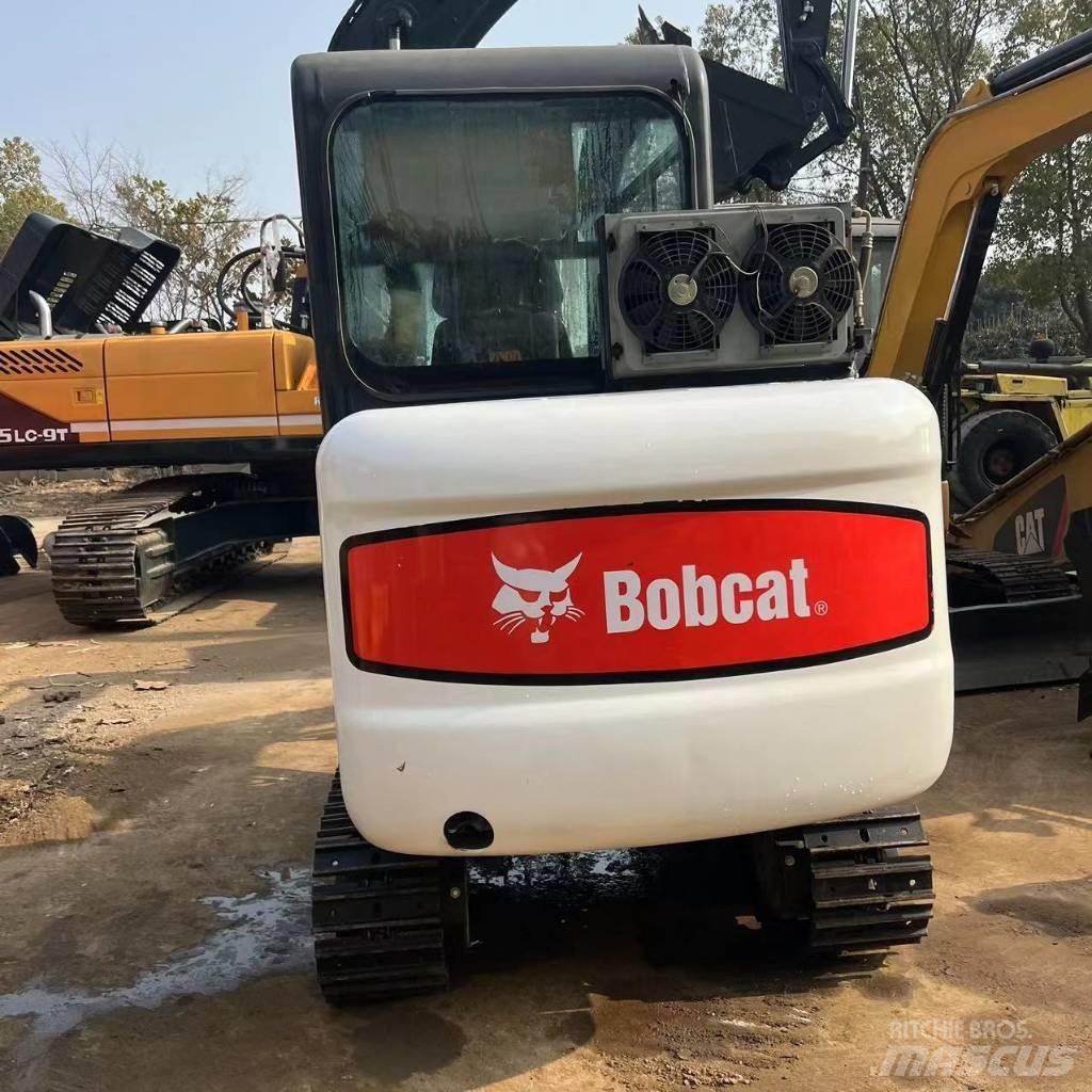 Bobcat 331 小型挖掘机
