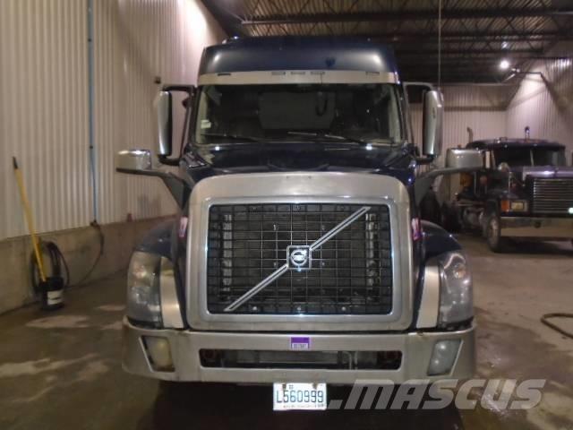 Volvo VNL 牵引车
