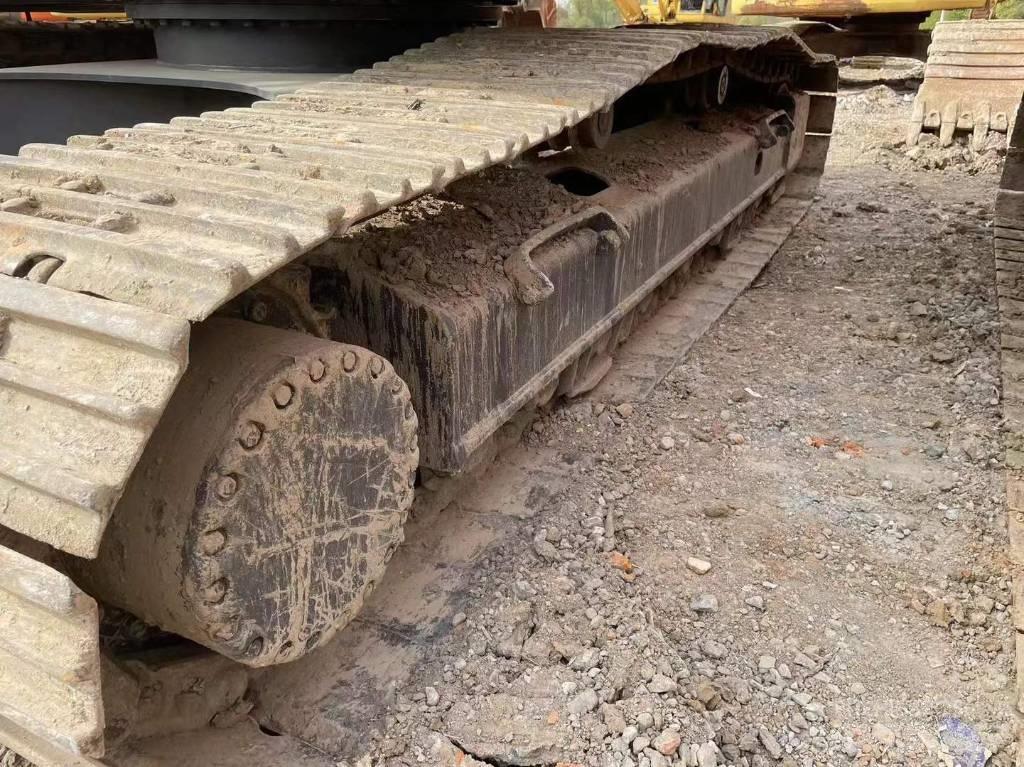 Volvo EC250 履带挖掘机