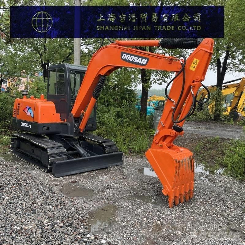 Doosan DH 60-7 小型挖掘机