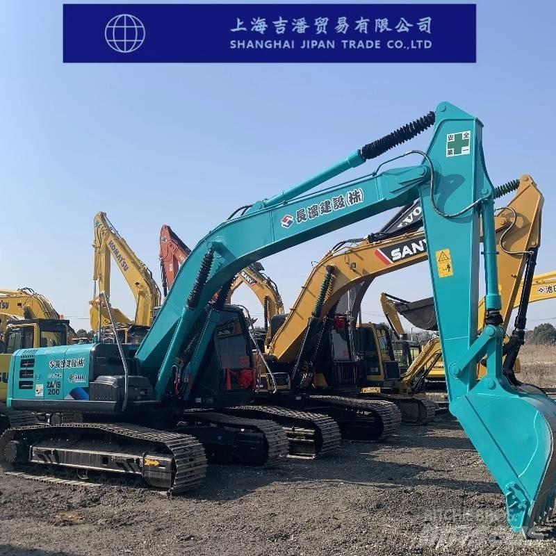 Hitachi ZX 200 履带挖掘机