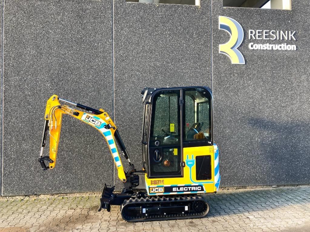 JCB 19 C-1 Electric 小型挖掘机