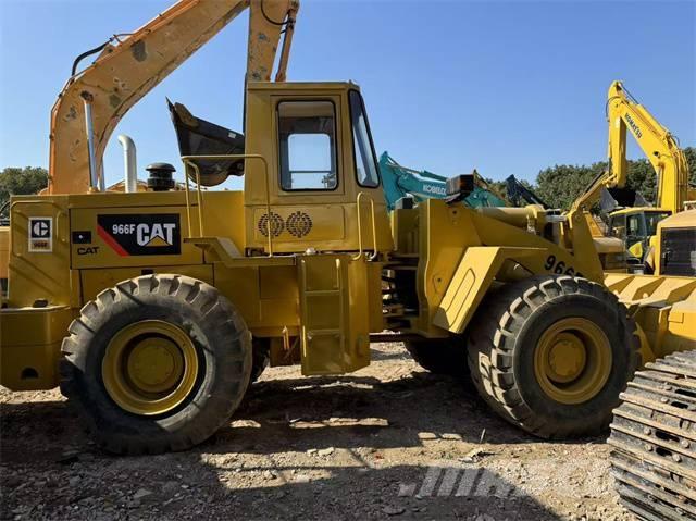 CAT 966 F 轮式装载机