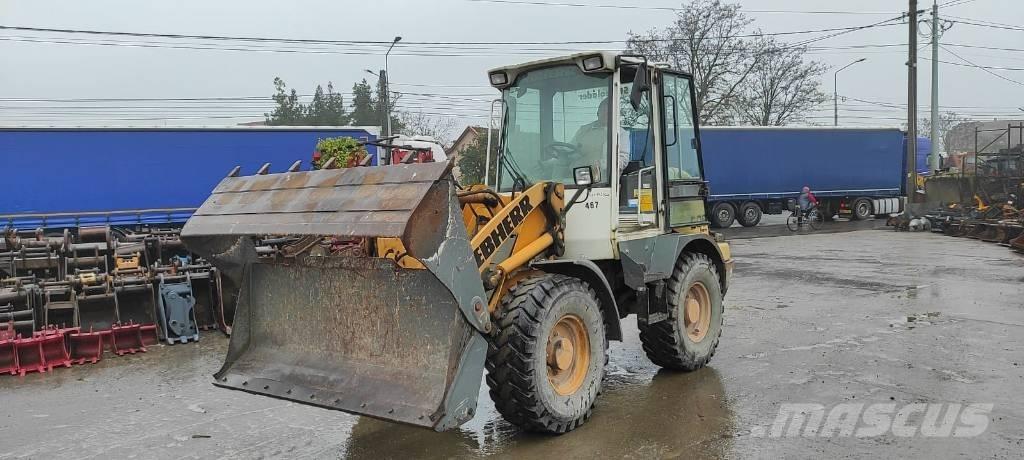 Liebherr L 506 轮式装载机