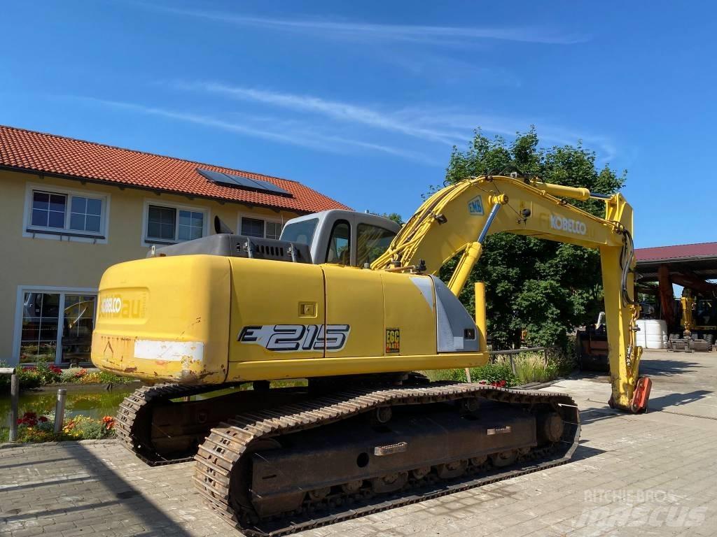 New Holland E 215 履带挖掘机