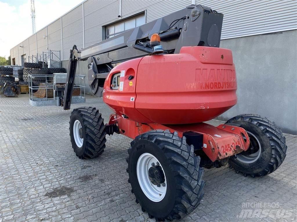 Manitou 200ATJ RC 曲臂高空工作平台