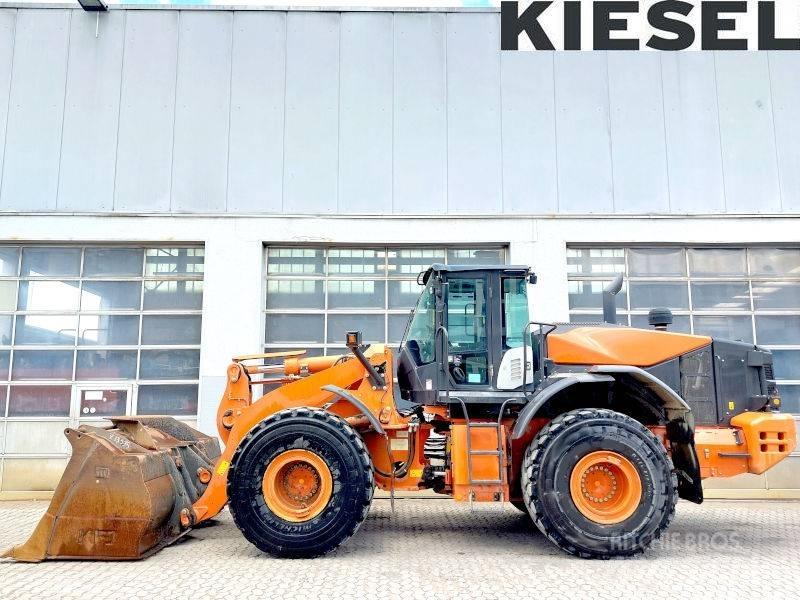 Hitachi ZW 310-6 轮式装载机