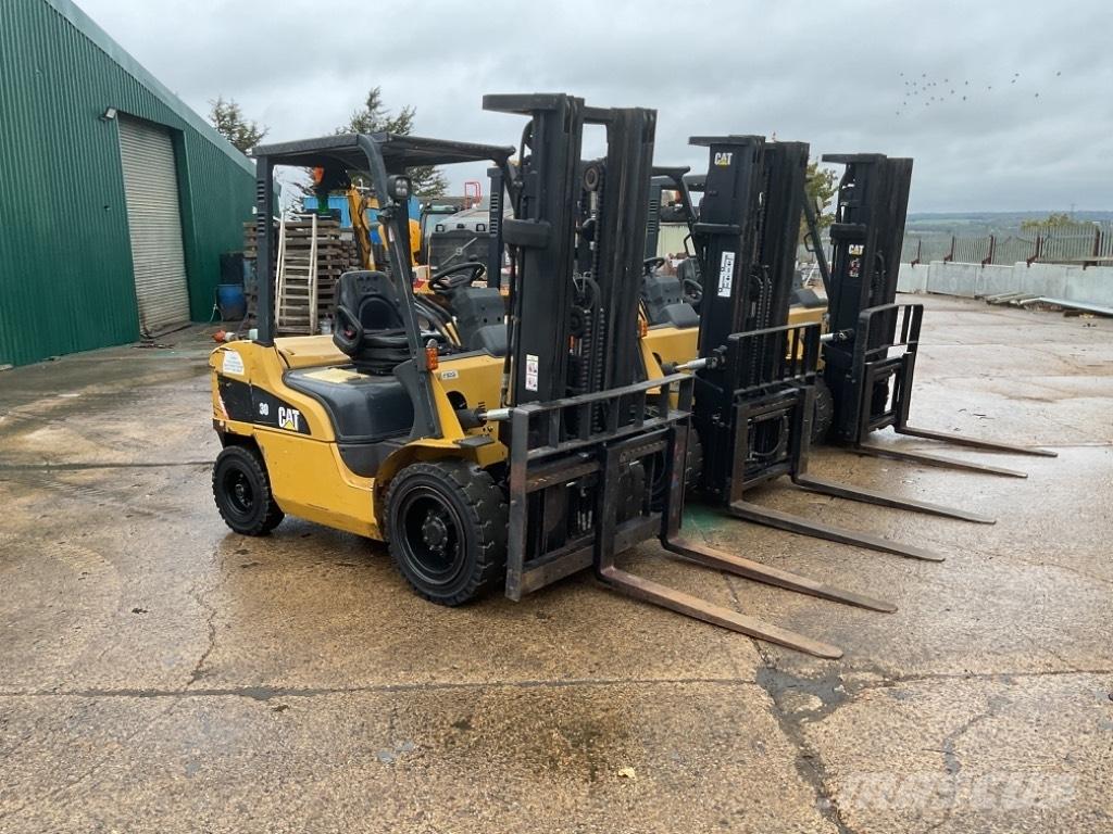 CAT DP30NT 柴油叉车