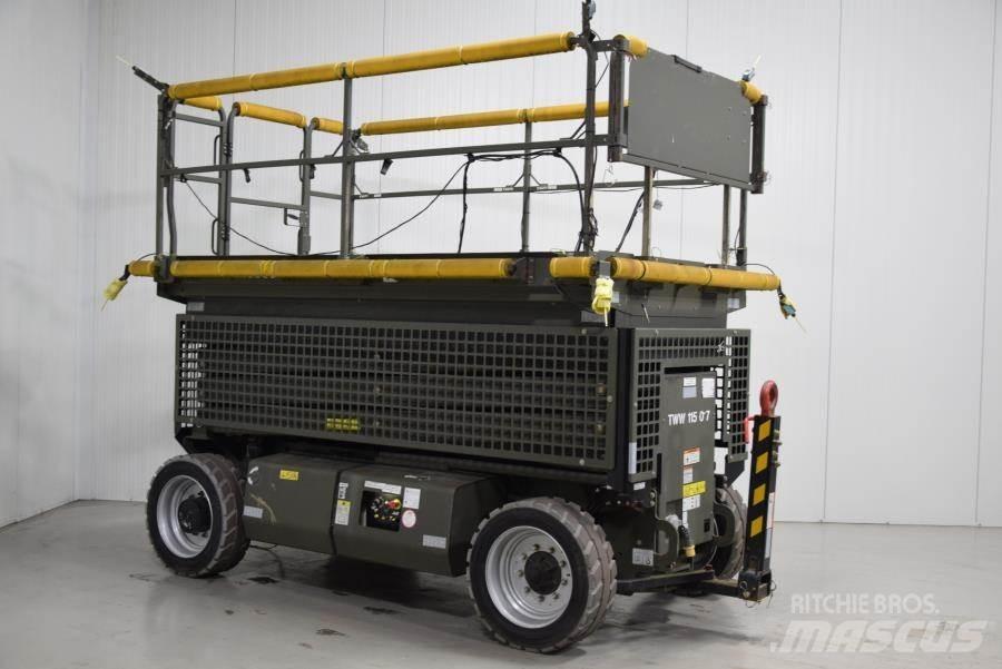 JLG M3369 剪叉式升降机