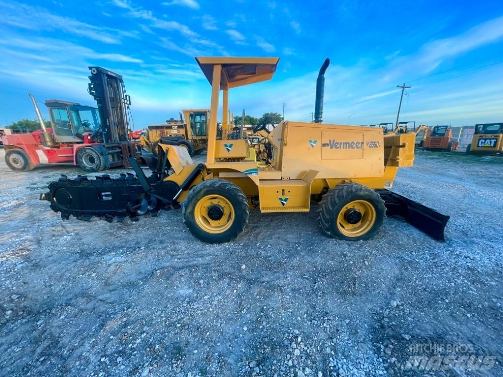 Vermeer V8550 挖沟机