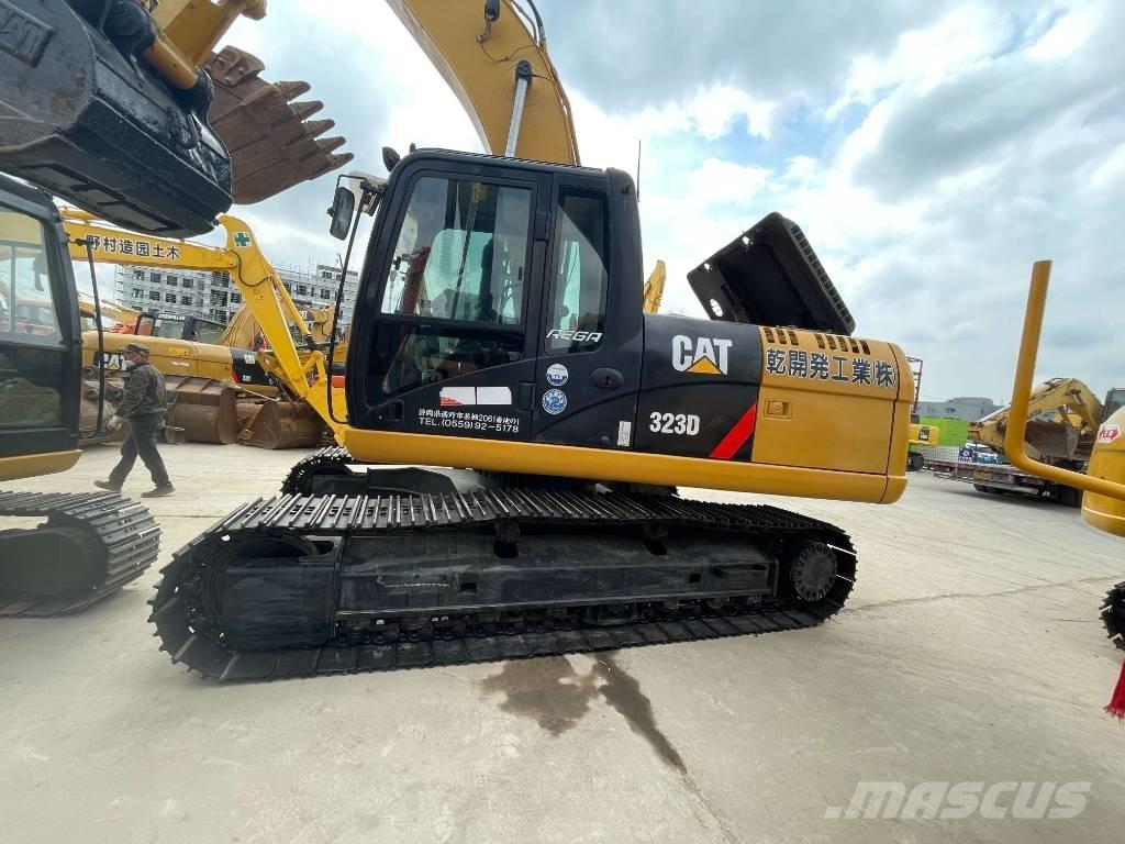CAT 323D 履带挖掘机