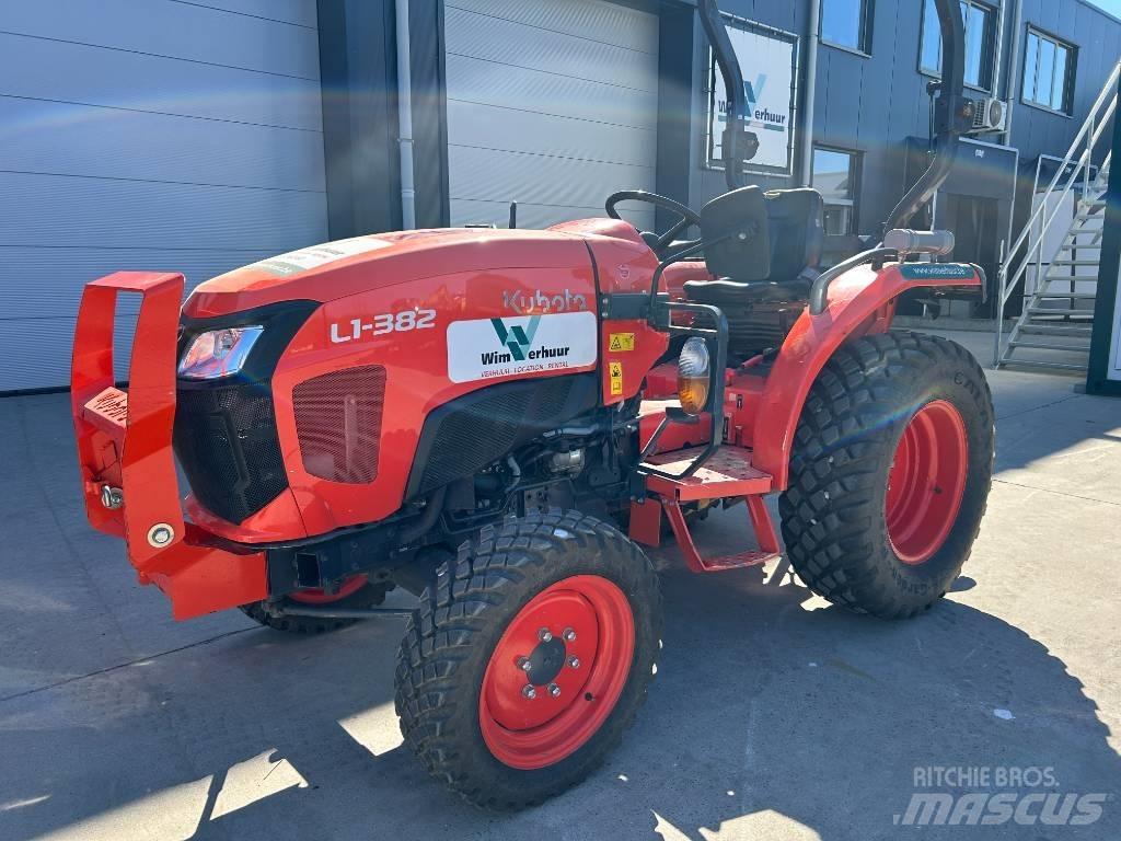 Kubota L1-382 HST 小型拖拉机