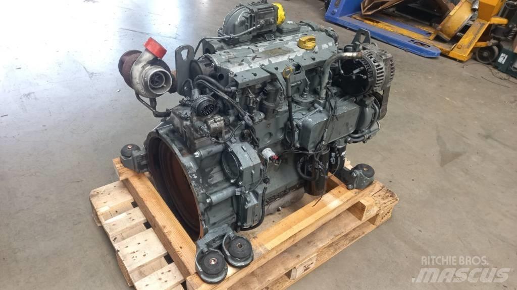 Deutz BF4M2012C 发动机