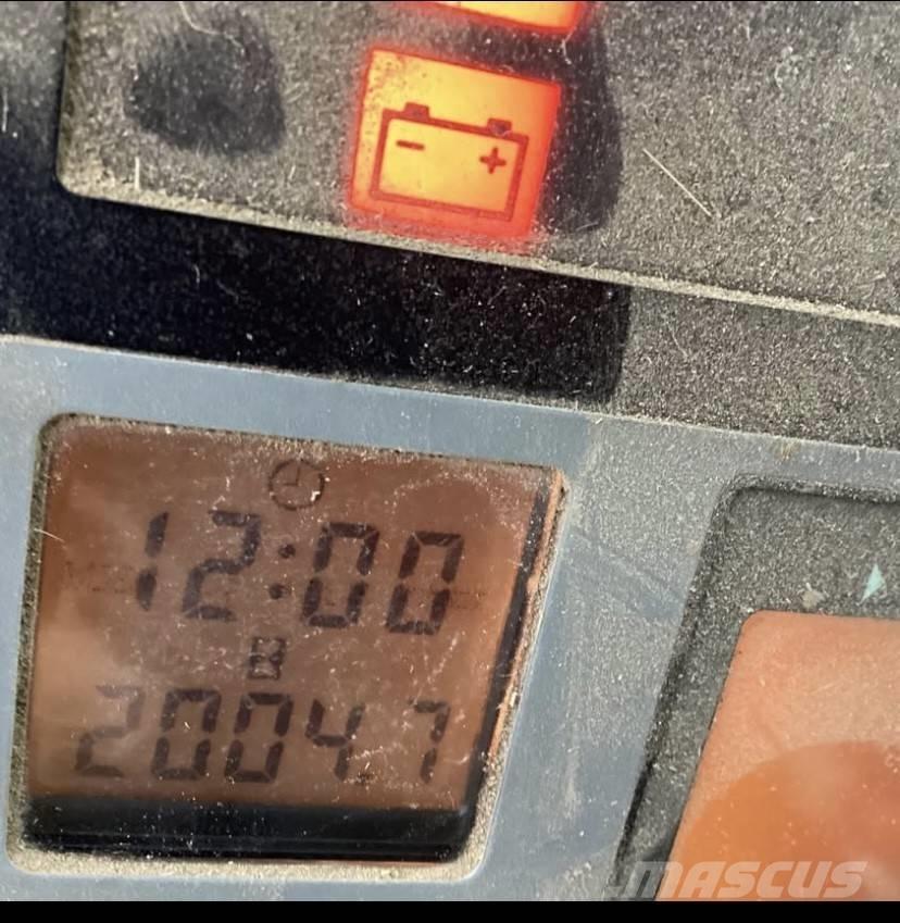 McCormick mc 135 拖拉机/农用车