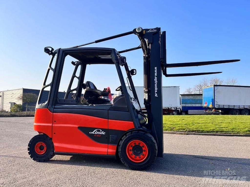 Linde E50HL-01 电动叉车
