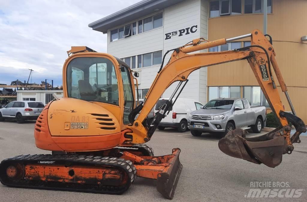 JCB 8055 小型挖掘机