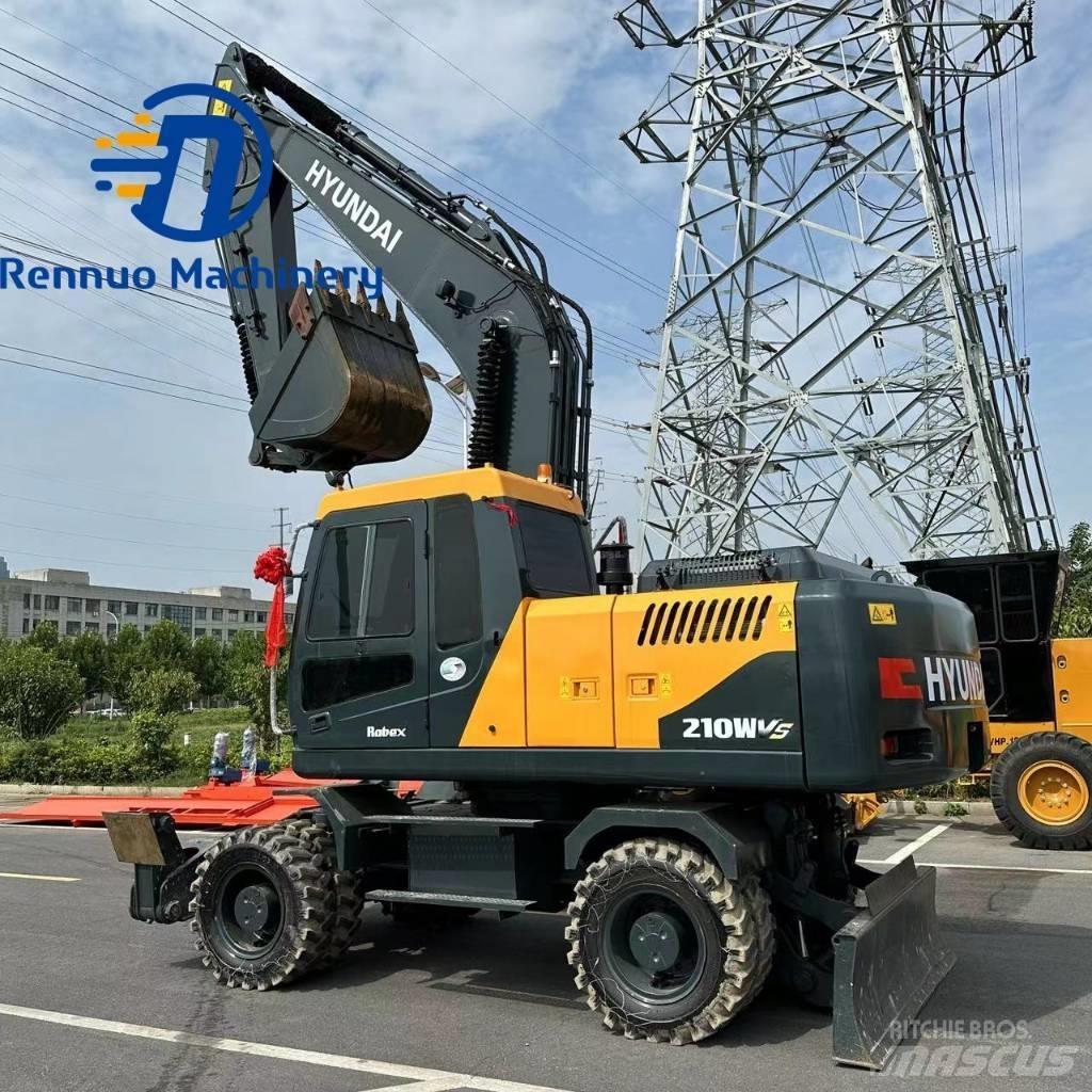 Hyundai 210W-9 轮式挖掘机