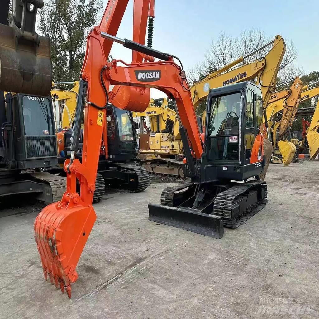 Doosan DX 60-9C 小型挖掘机