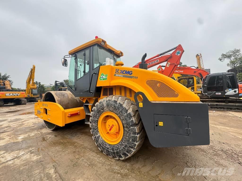 XCMG XS 183 J 单轮压路机
