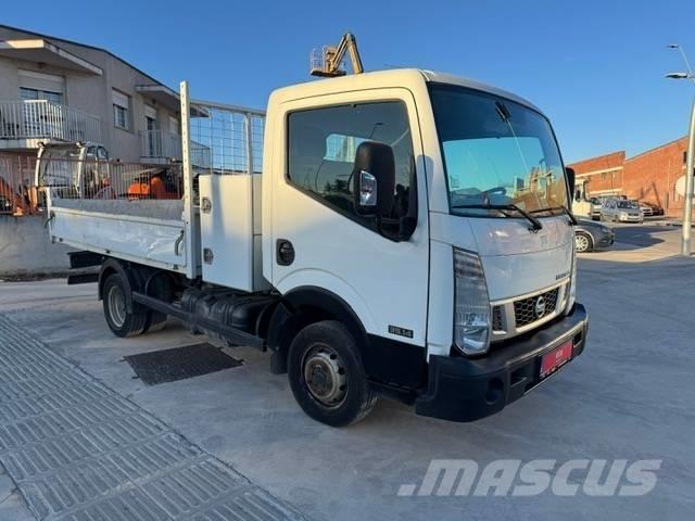 Nissan CABSTAR 35.14 皮卡车