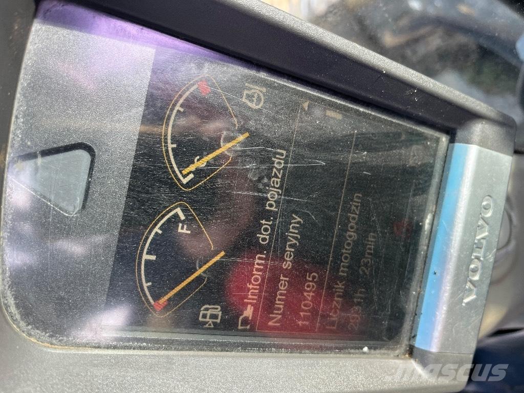 Volvo EC 240 C L 履带挖掘机