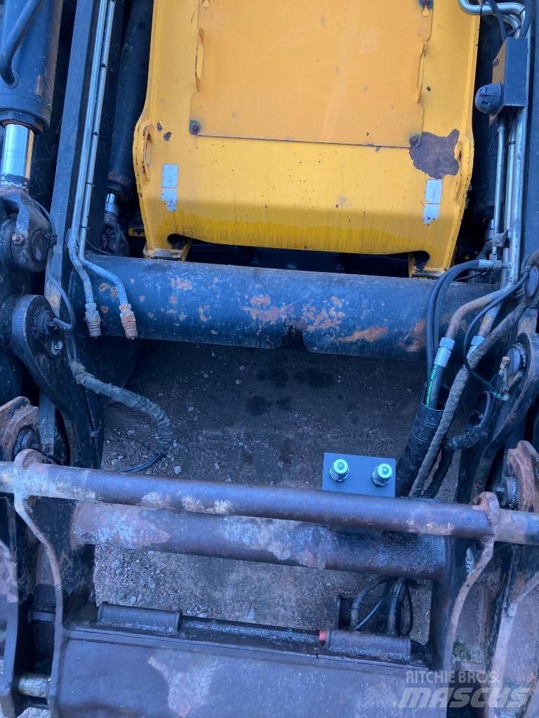 JCB 426 E HT 轮式装载机