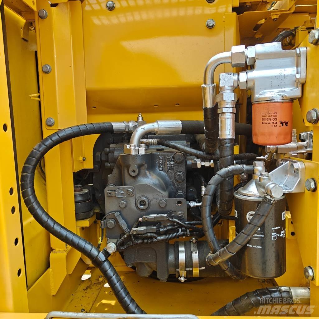 Komatsu 130-7 履带挖掘机