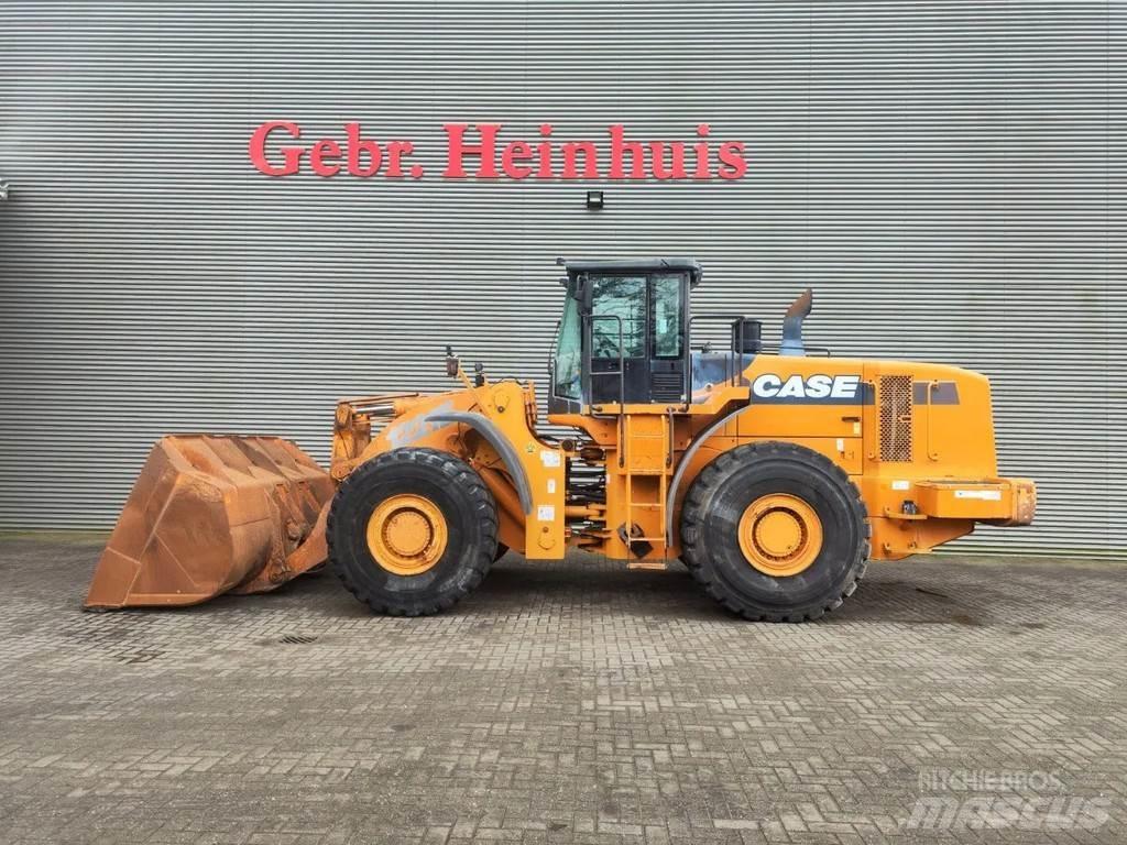 CASE 1221E 轮式装载机