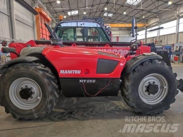 Manitou MT 932 伸缩臂叉装车|叉装车
