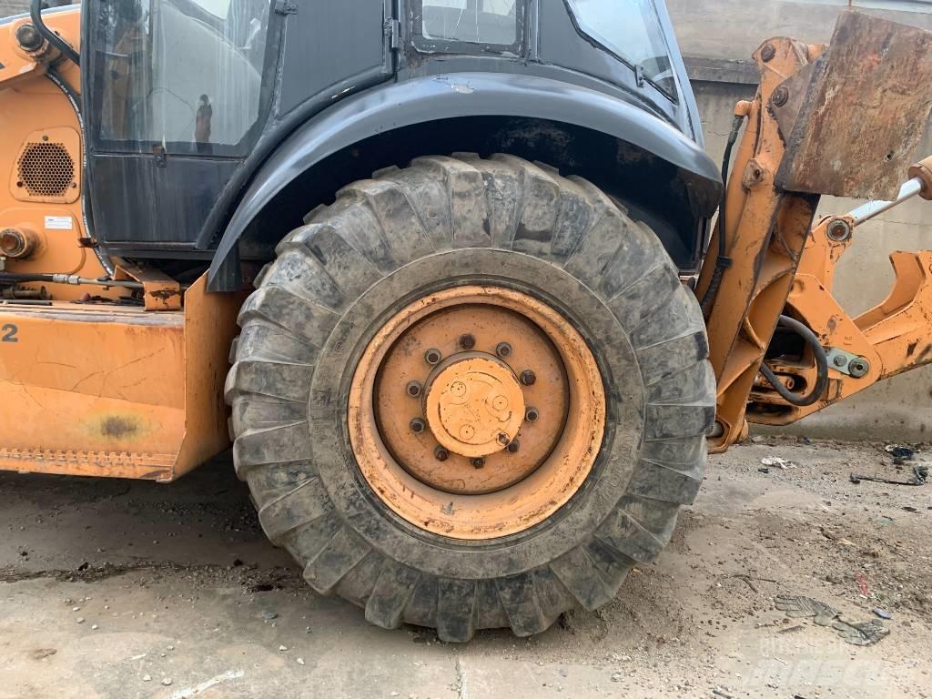 CASE 580 M 轮式装载机