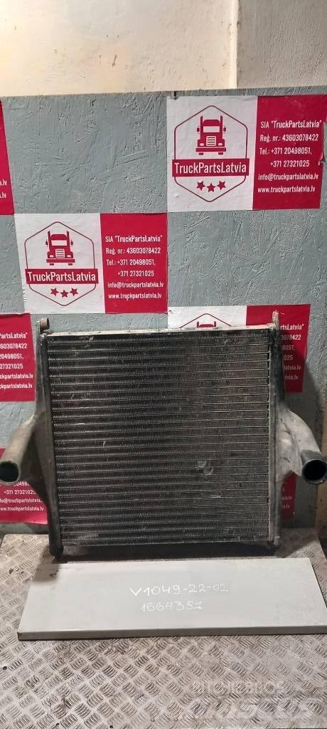 Volvo FH 12.    1664351 散热器
