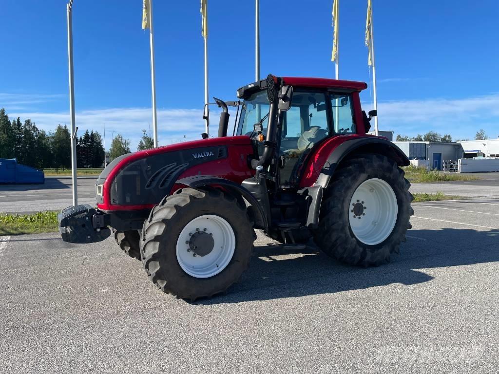Valtra T 153 Versu 拖拉机/农用车