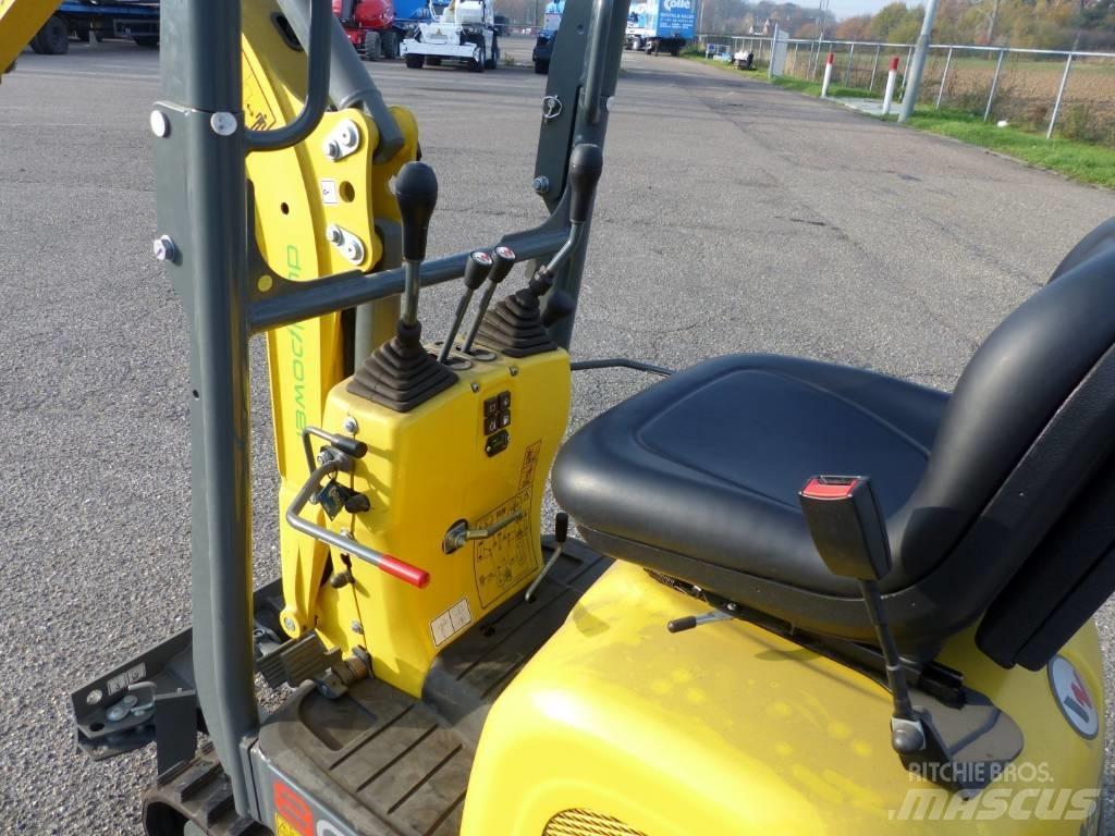 Wacker Neuson 803 小型挖掘机