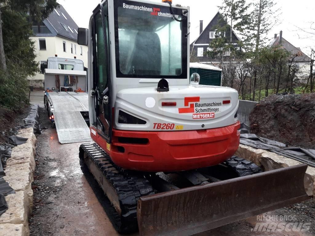 Takeuchi TB260 小型挖掘机