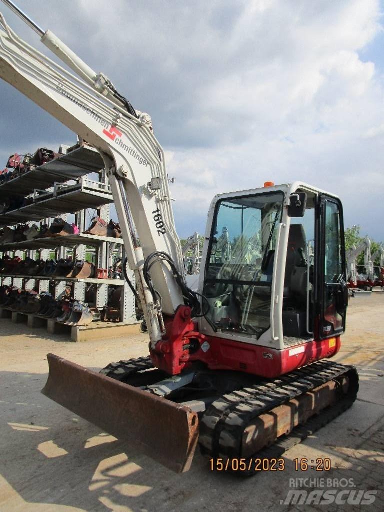 Takeuchi TB260 小型挖掘机