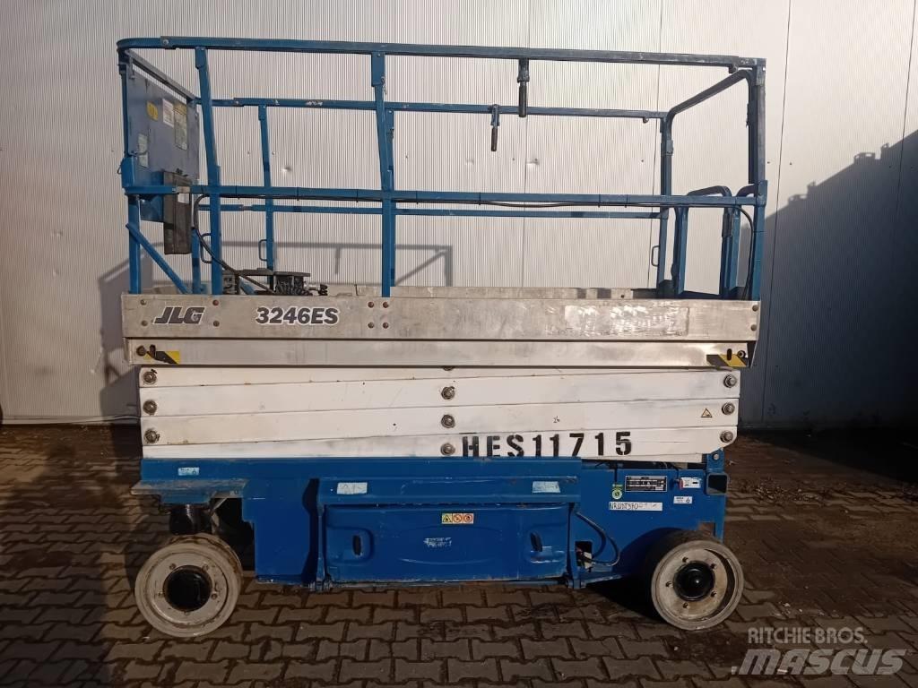 JLG 3246 ES 剪叉式升降机