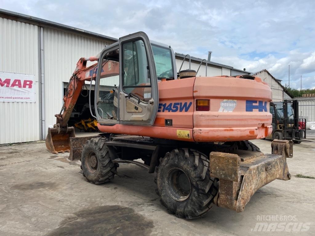 Kobelco E145W 轮式挖掘机