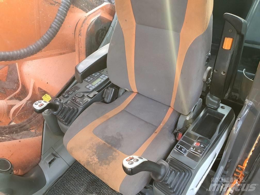 Doosan DX 420 LC-3 履带挖掘机