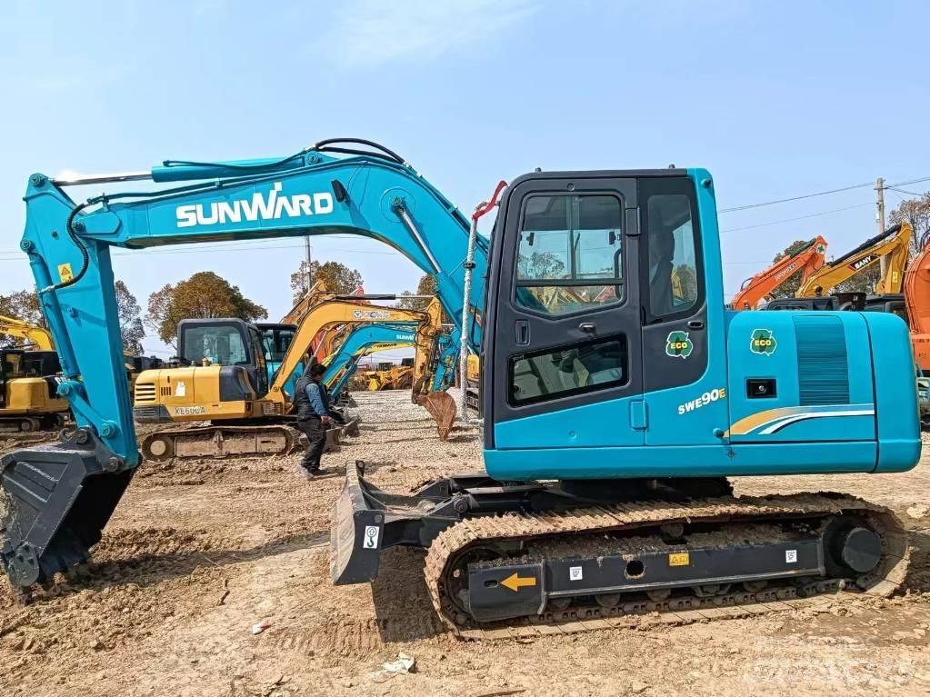 Sunward SWE90E 小型挖掘机