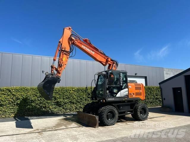 Hitachi 140W-5B 轮式挖掘机