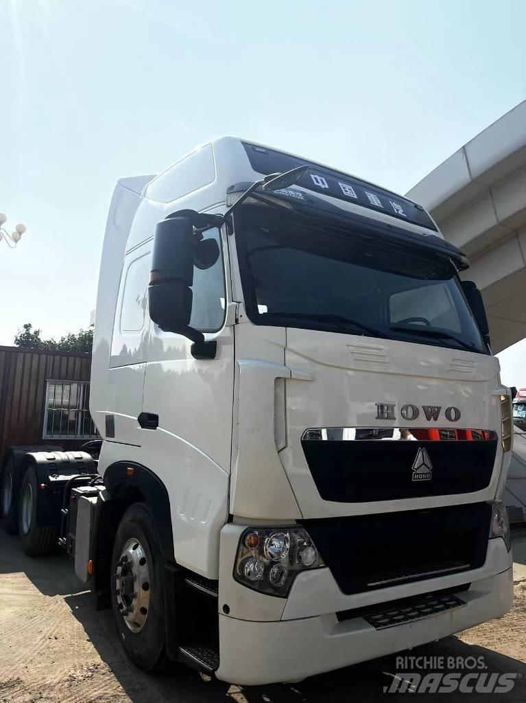 Sinotruk T7H 牵引车