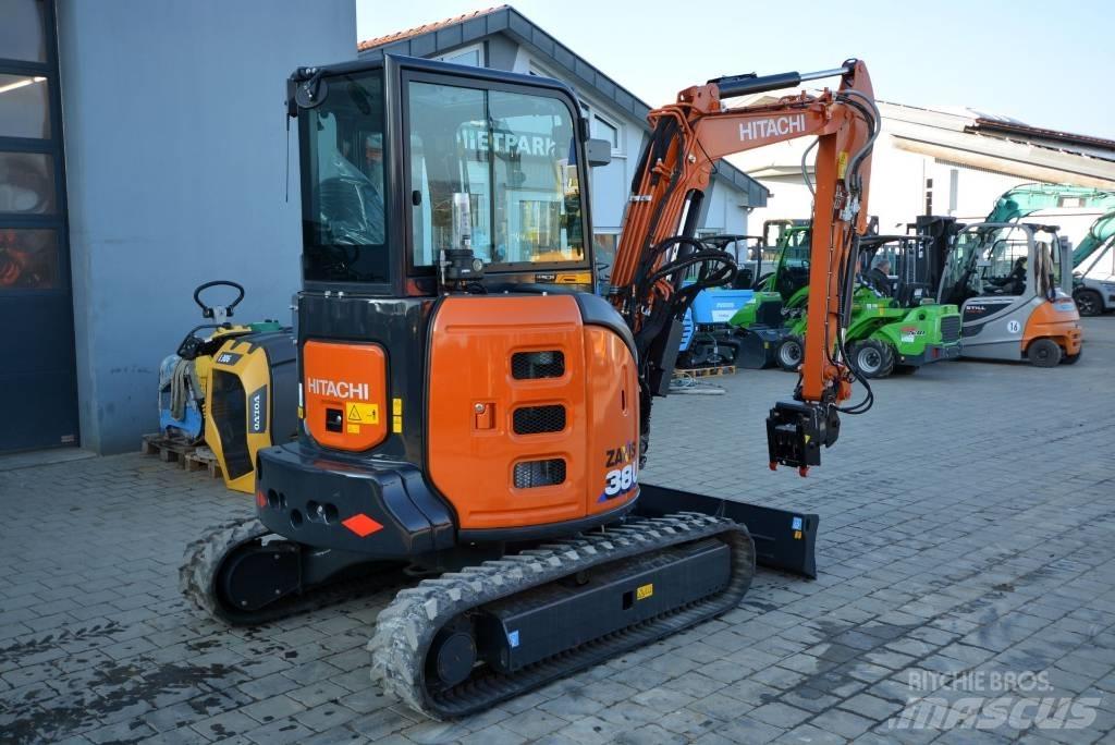 Hitachi ZX 38 U-6 小型挖掘机