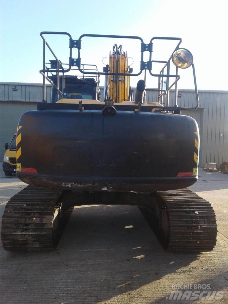 JCB JS220LC 履带挖掘机