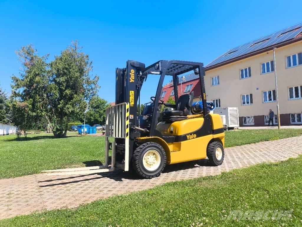Yale GLP 25 天然气叉车