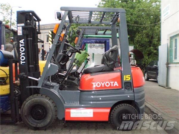 Toyota 6FGL15 手摇升降机