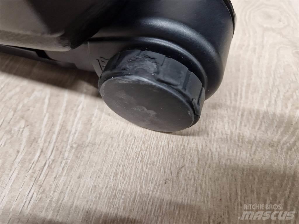 Eco Log B7033578 驾驶室与内部