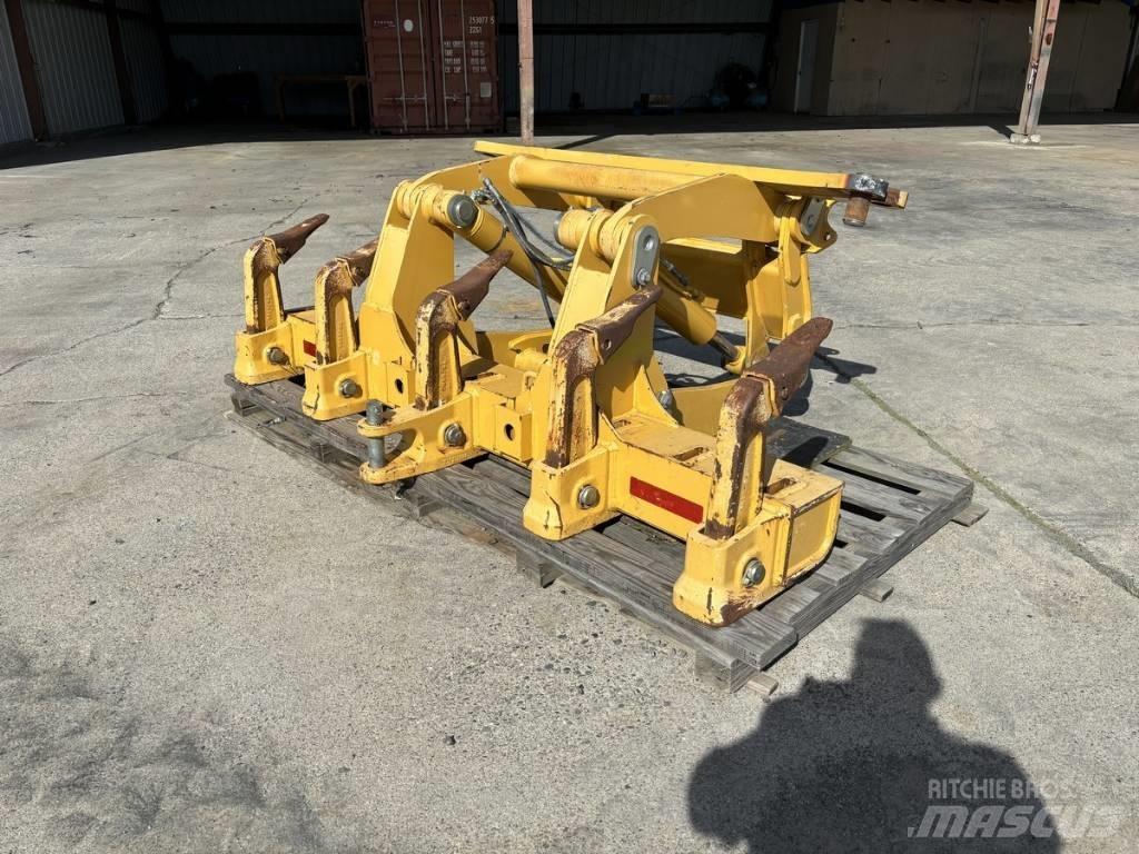 DEERE 770G 其他组件