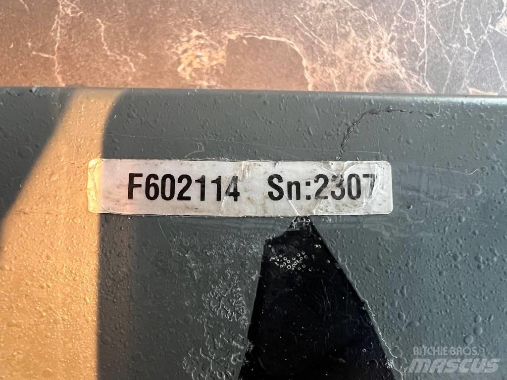 John Deere F602114 电子设备