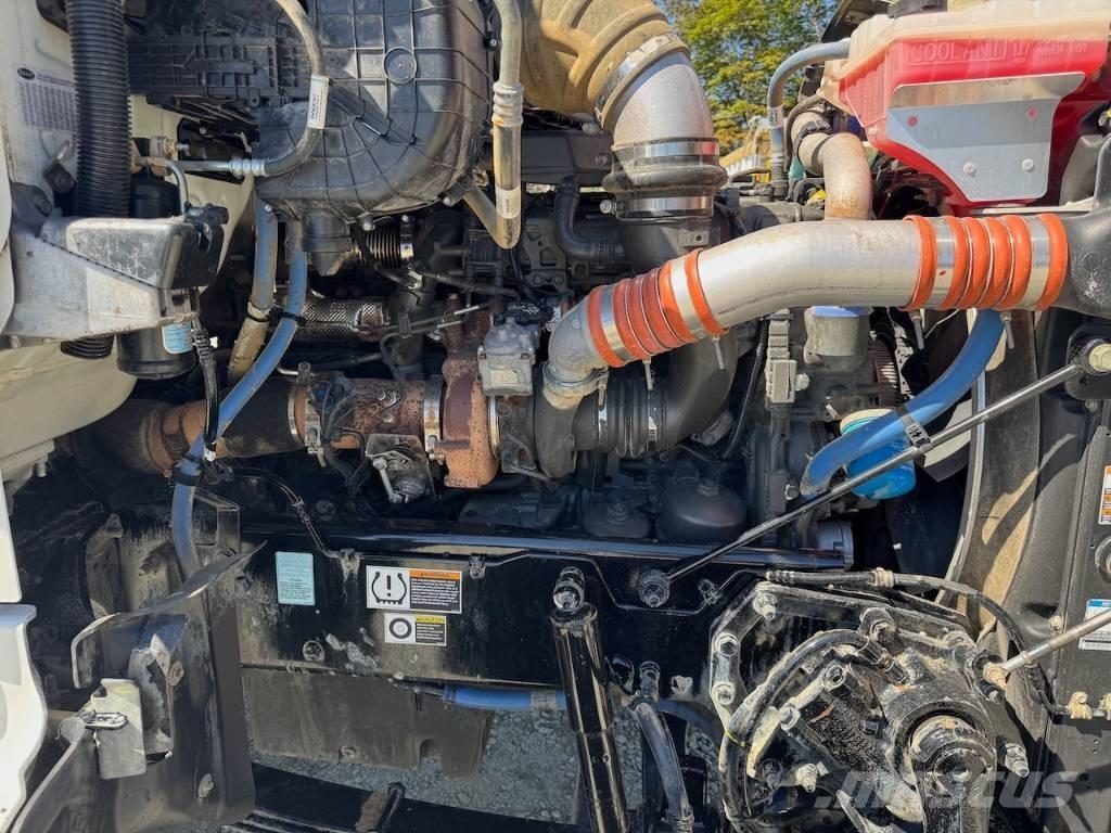 Peterbilt 567 自卸式货车